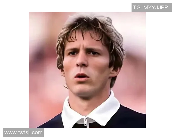 足球明星传奇24游戏带你重温绿茵场上的经典瞬间与辉煌成就